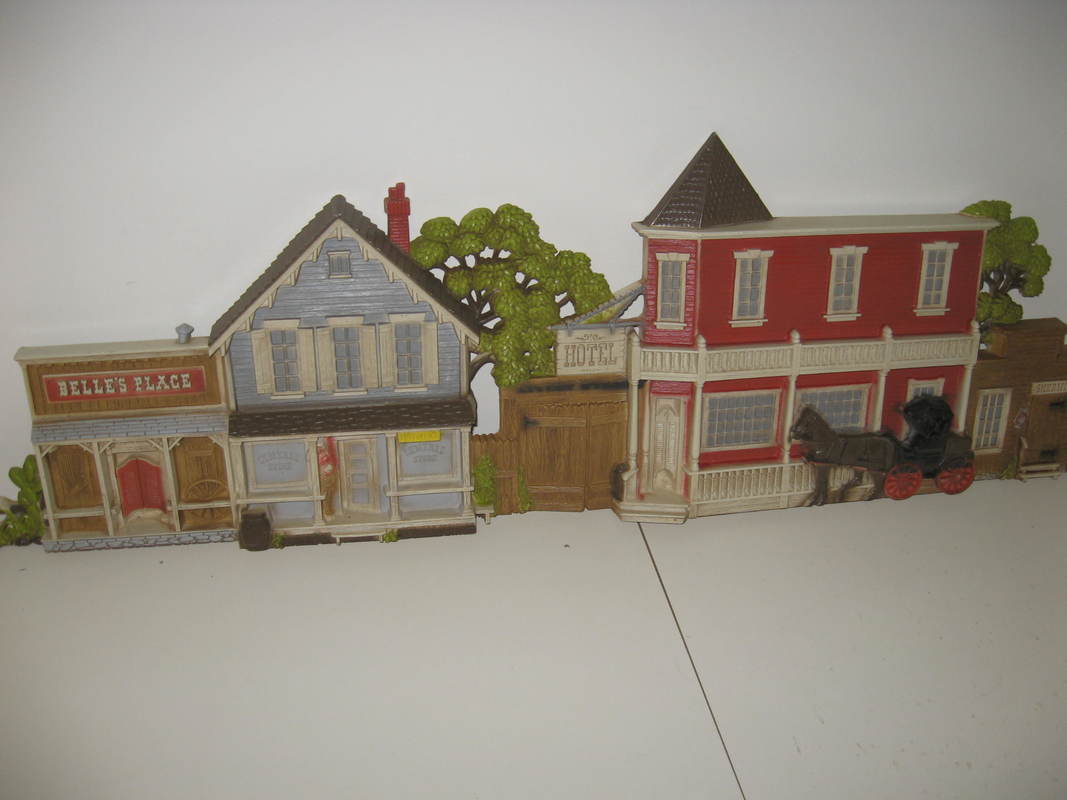 g scale buildings